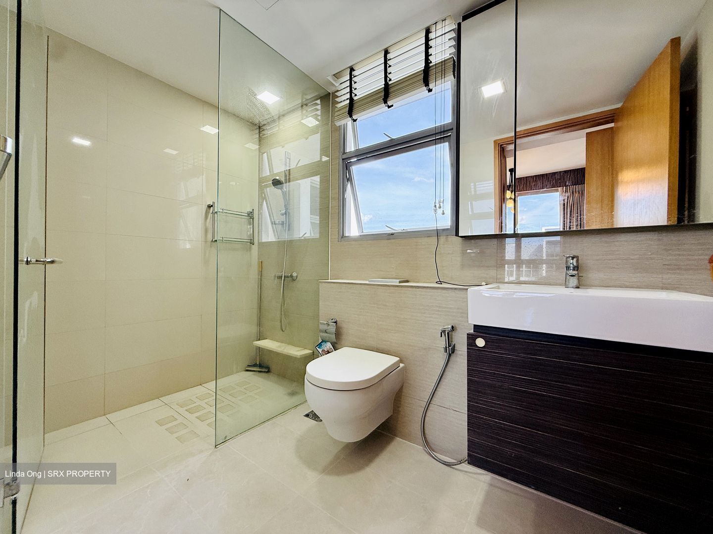 Prive (D19), Condominium #575954231